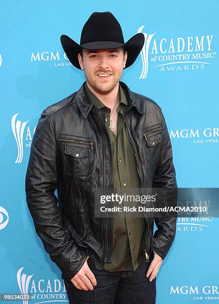 Musician Chris Young arrives for the 45th Annual Academy of Country Music Awards at the MGM Grand Garden Arena on April 18, 2010 in Las Vegas, Nevada.