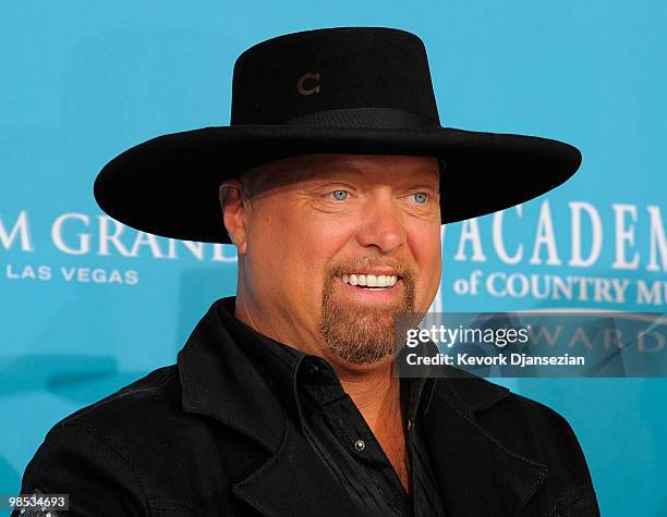 Singer Eddie Montgomery of Montgomery Gentry, recipient of the Home Depot Humanitarian Award poses in the press room during the 45th Annual Academy...