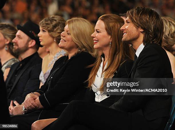 Singer Kristian Bush of the band Sugarland, Taylor Swift, Andrea Swift, actress Nicole Kidman and musician Keith Urban during the 45th Annual Academy...