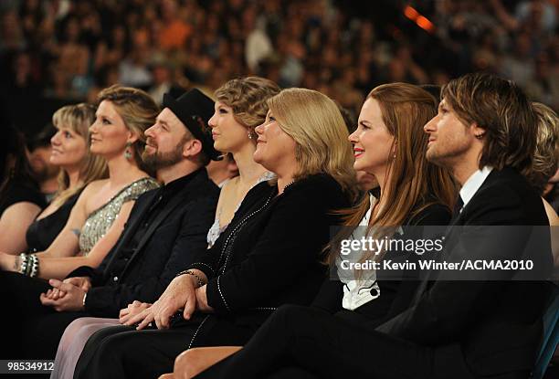 Singers Jennifer Nettles and Kristian Bush of the band Sugarland, Taylor Swift, Andrea Swift, actress Nicole Kidman and musician Keith Urban during...