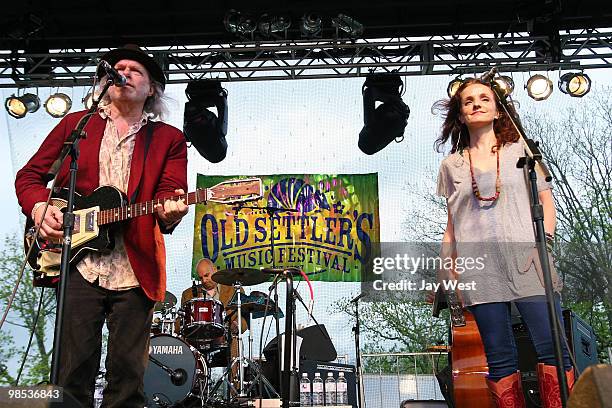 Buddy Miller and Patty Griffin perform in concert at The Old Settler's Music Festival at The Salt Lick BBQ Pavilion on April 17, 2010 in Austin,...