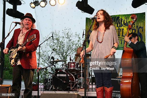 Buddy Miller and Patty Griffin perform in concert at The Old Settler's Music Festival at The Salt Lick BBQ Pavilion on April 17, 2010 in Austin,...