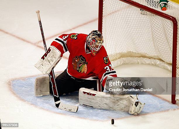 Antti Niemi of the Chicago Blackhawks stops a shot in the third period against the Nashville Predators in Game Two of the Western Conference...