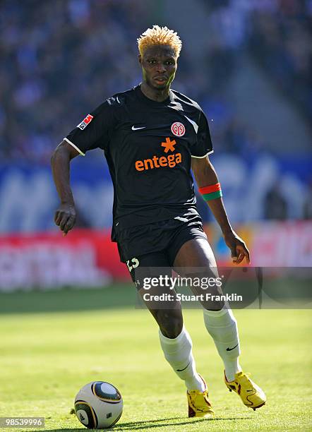 Aristide Bance of Mainz in action during the Bundesliga match between Hamburger SV and FSV Mainz 05 at HSH Nordbank Arena on April 17 in Hamburg,...