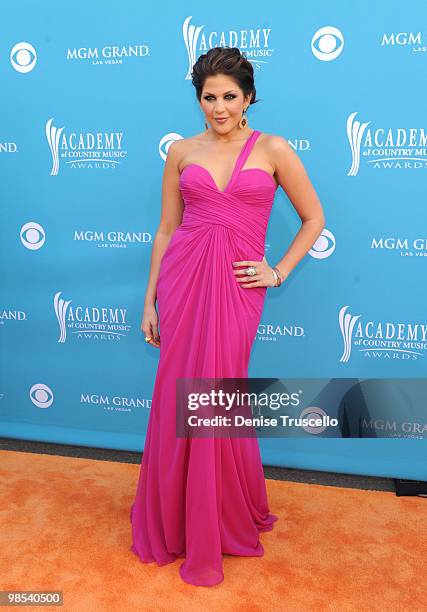 Singer Hillary Scott of the band lady Antebellum arrives for the 45th Annual Academy of Country Music Awards at the MGM Grand Garden Arena on April...