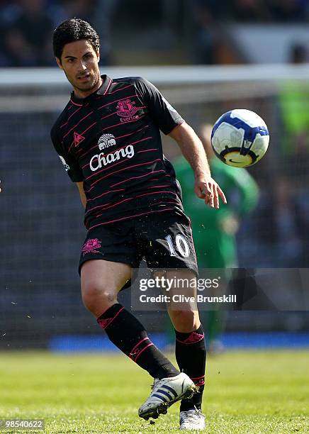 Mikel Arteta of Everton in action during the Barclays Premier League match between Blackburn Rovers and Everton at Ewood Park on April 17, 2010 in...