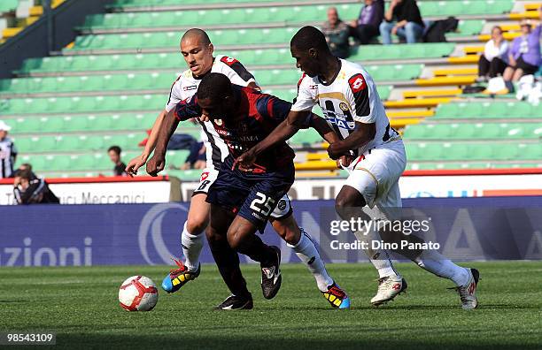 Marcelo Danubio Zalayeta of Bologna competes with Cristian Edoardo Zapata and Gokhan Inler of Udinese during the Serie A match between Udinese Calcio...