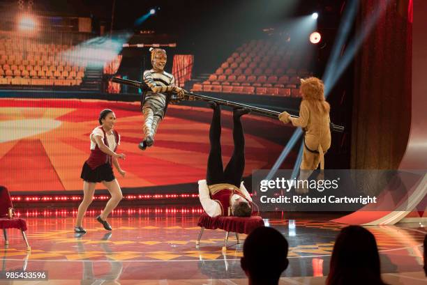 Episode 201 " - The iconic and irreverent talent show competition, "The Gong Show," makes its way into the 21st century with a bang, celebrating...