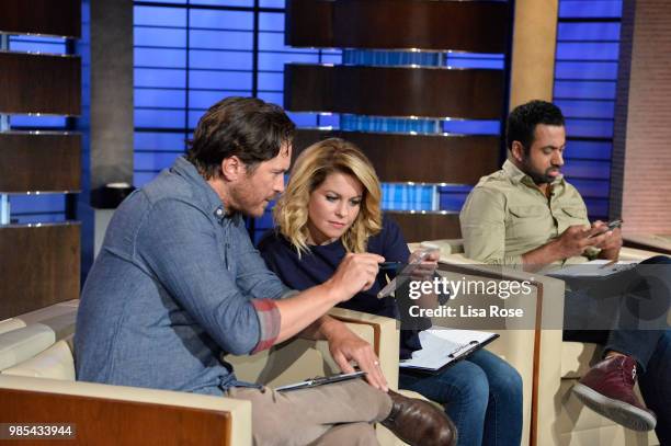 Oliver Hudson, Candace Cameron Bure, Kal Penn and Ross Matthews make up the celebrity panel on "To Tell the Truth," Episode 309, airing SUNDAY, JULY...