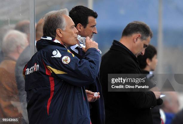 Head coach of Bologna Franco Colomba drink during the Serie A match between Udinese Calcio and Bologna FC at Stadio Friuli on April 18, 2010 in...