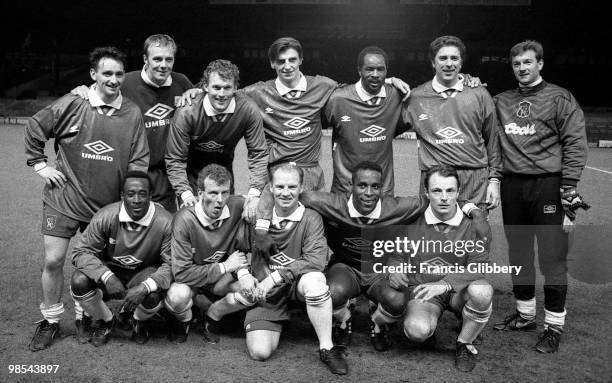 Former Chelsea players Pat Nevin, Kerry Dixon, Dave Beasant, Colin Pates, Paul Canoville, Colin Lee, Eddie Niedzwiecki, Clive Wilson, Graham Rix,...