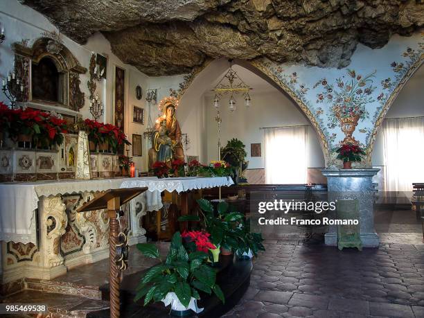 madonna della rocca (castelmola) - castelmola stock pictures, royalty-free photos & images