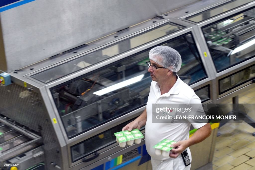 FRANCE-INDUSTRY-FOOD-DISTRIBUTION-SOYA