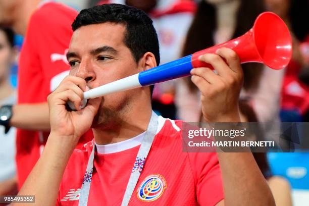 1,375 World Cup Fan Vuvuzela Stock Photos, High-Res Pictures, and Images -  Getty Images