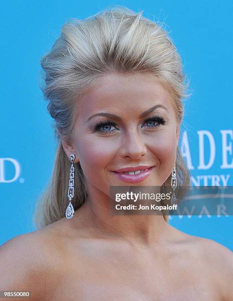 Singer Julianne Hough arrives at the 45th Annual Academy Of Country Music Awards - Arrivals at MGM Grand Garden Arena on April 18, 2010 in Las Vegas,...