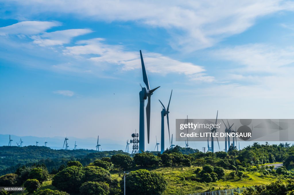 Windmills for wind power generation