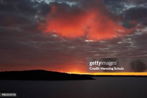 sonnenaufgang im oslo fjord - sonnenaufgang stock pictures, royalty-free photos & images