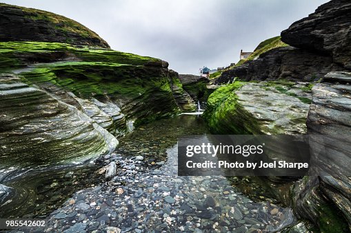 Cornwall Pi Rocks Rocks Of The Cornwall Coastline High-Res Stock Photo - Getty Images