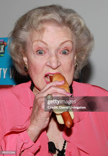 Actress Betty White attends the opening of Pink's Hot Dogs and the unveiling of the Betty White "Naked" Hot Dog at Pink's Universal CityWalk on April...