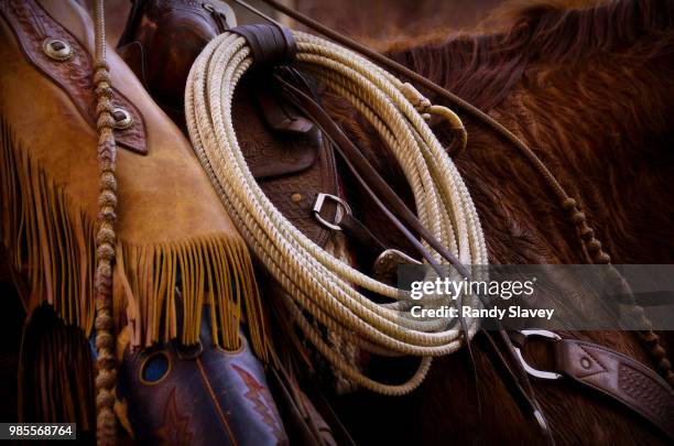 cowboy 3 - zadel stockfoto's en -beelden