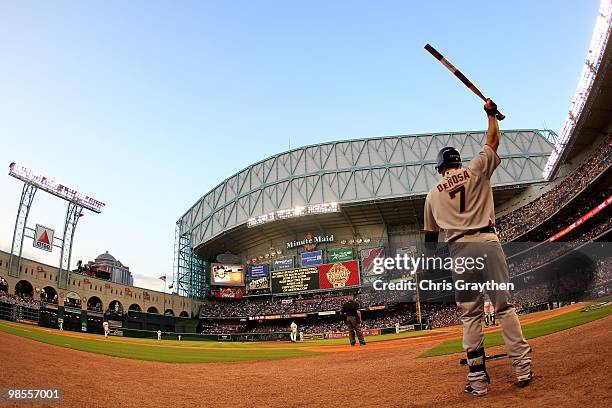 Mark DeRosa of the San Francisco Giants warms up before batting against the Houston Astros on Opening Day at Minute Maid Park on April 5, 2010 in...