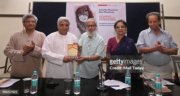 Sitaram Yechury, Javed Akhtar, Sohail Hashmi with professors Zoya Hasan and Aijaz Ahmed at the launch of the Urdu translation of the book Good...
