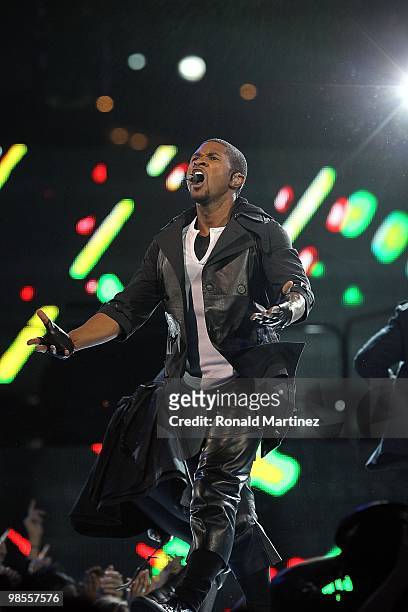 Artist Usher performs during introductions prior to the start of the NBA All-Star Game, part of 2010 NBA All-Star Weekend at Cowboys Stadium on...