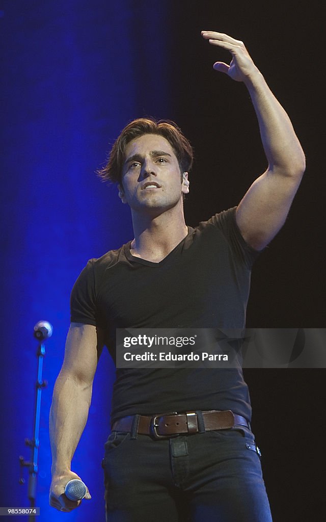David Bustamante Performs in Concert in Madrid