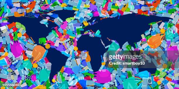 illustrations, cliparts, dessins animés et icônes de carte du monde avec les océans des déchets en plastique - pollution