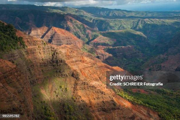 waimea canyon kauai hawaii - waimea valley stock pictures, royalty-free photos & images