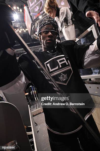 Wayne Simmonds of the Los Angeles Kings walks off the ice after warming up prior to taking on the Vancouver Canucks in Game Three of the Western...