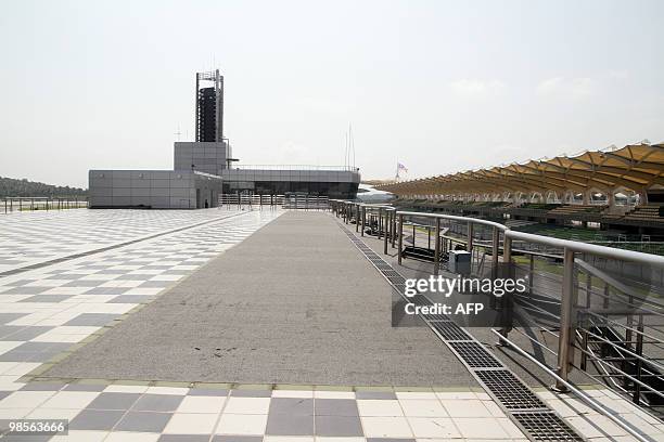 Auto-Prix-MAS-Sepang-Razlan, by M.Jegathesan Photo taken on April 14, 2010 shows a general view of flat leaking roof above the paddock building at...