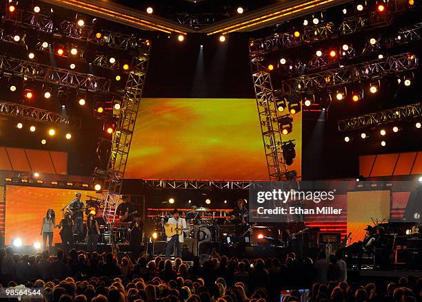 Musician George Strait performs onstage during Brooks & Dunn's The Last Rodeo Show at MGM Grand Garden Arena on April 19, 2010 in Las Vegas, Nevada.