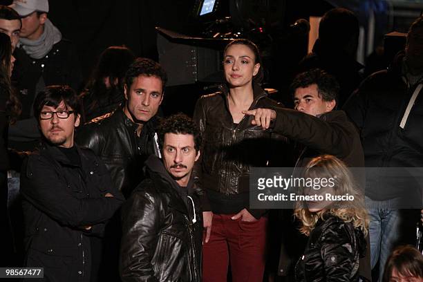 Ricky Manphis, Raul Bova, Luca Bizzarri, Ambra Angiolini and Barbora Bobulova on location for 'Immaturi', an Italian fictional TV programme being...