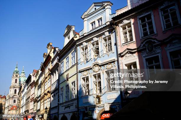 mala strana, prague - mala strana stock-fotos und bilder