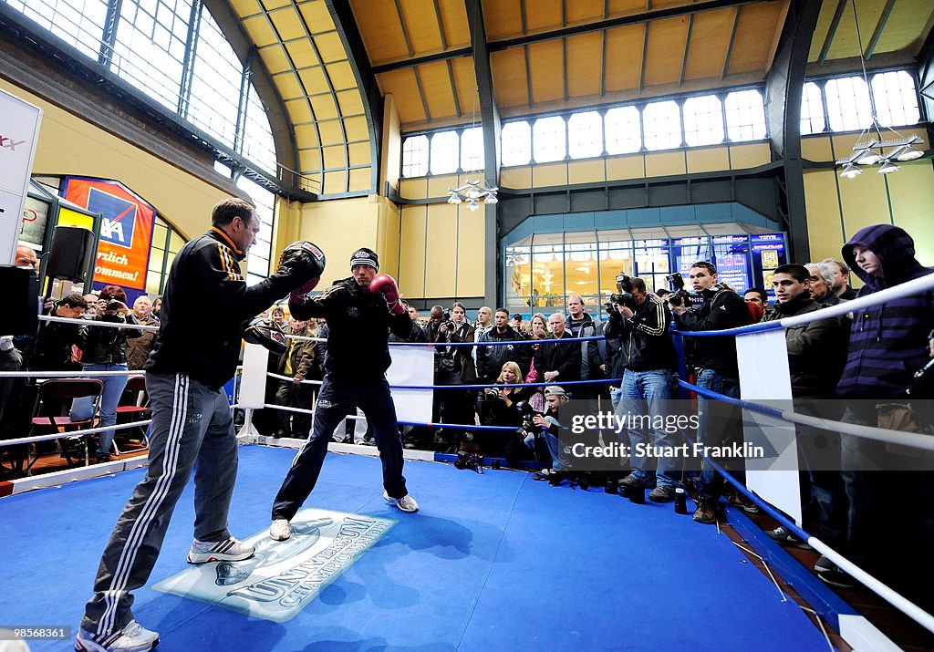 Universum Champions Night - Public Workout