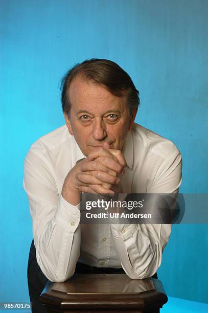 French writer and academician Hector Bianciotti poses at home on October 6. 2003 in Paris,France.