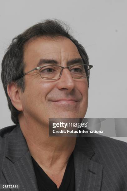 Kenny Ortega at the Four Seasons Hotel in Beverly Hills, California on October 15, 2008. Reproduction by American tabloids is absolutely forbidden.