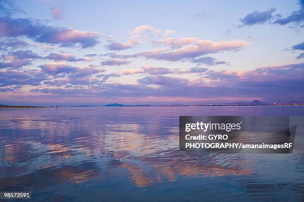 lake biwa at sunset, otsu, shiga prefecture, japan - siga prefecture ストックフォトと画像