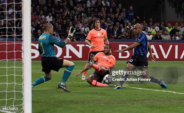 Maicon of Inter shoots to score the 2:1 goal past Barcelona goalkeeper Victor Valdes during the UEFA Champions League Semi Final 1st Leg match...