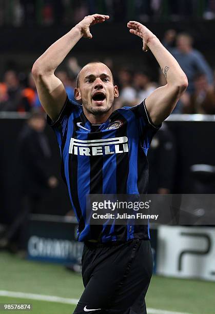 tweede pensioen Vader fage 11,209 Wesley Sneijder Photos and Premium High Res Pictures - Getty Images