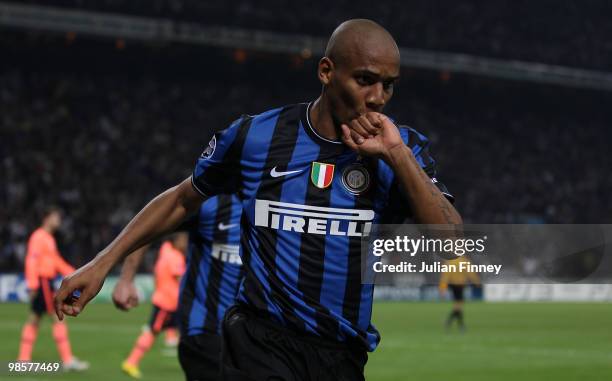 Maicon of Inter celebrates scoring the 2:1 goal during the UEFA Champions League Semi Final 1st Leg match between Inter Milan and Barcelona at the...
