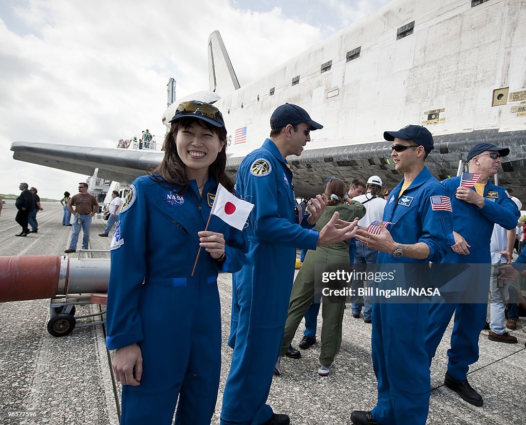 Space Shuttle Discovery Lands At Kennedy Space Center