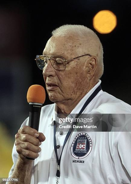 Hall of Famer Bob Feller makes remarks during pre-game ceremonies following the opening of the Hank Aaron Museum at the Hank Aaron Stadium on April...