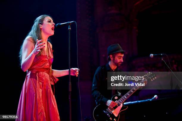 Leonor Watling and Alejandro Pelayo of Marlango perform on stage at Gran Teatre Del Liceu on April 20, 2010 in Barcelona, Spain.