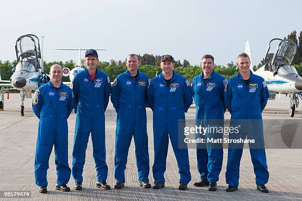 Mission Specialists Garrett Reisman and Michael Good, Pilot Tony Antonelli, Commander Ken Ham, Mission Specialists Steve Bowen and Piers Sellers...