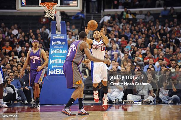 Eric Gordon of the Los Angeles Clippers passes the ball against the Phoenix Suns at Staples Center on March 3, 2010 in Los Angeles, California. NOTE...