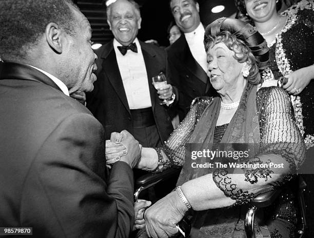 Sarah L. Voisin DATE: NEGATIVE #:122173 CAPTION: Oprah Winfrey and Danny Glover are the masters of ceremonies for the Uncommon Heigh Gala Dinner...