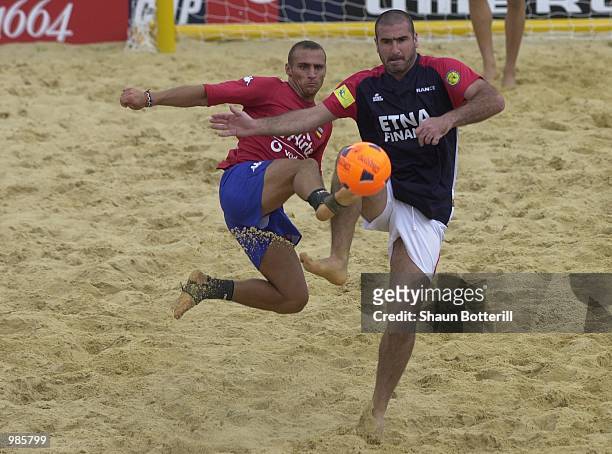 Ex Manchester United star Eric Cantona shows he hasn''t lost his touch during the Kronenbourg Beach Soccer Cup played at Hyde Park, London. Digital...