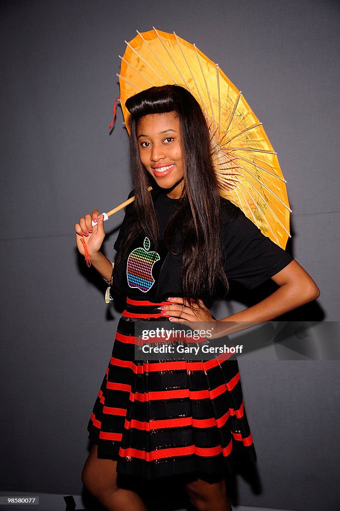 The Apple Store Soho Presents Live From Soho: VV Brown